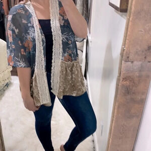 True Self Floral & crushed velvet boho cardigan size XLarge
